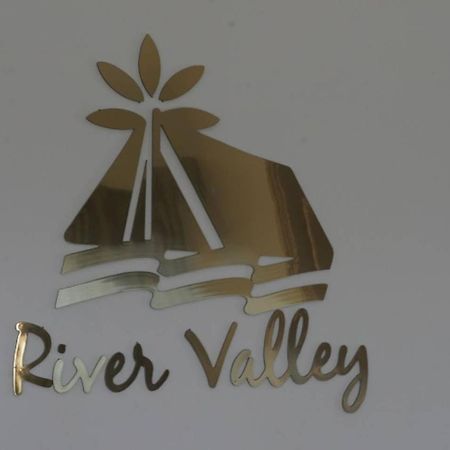 River Valley Resort แอทน่าน Εξωτερικό φωτογραφία