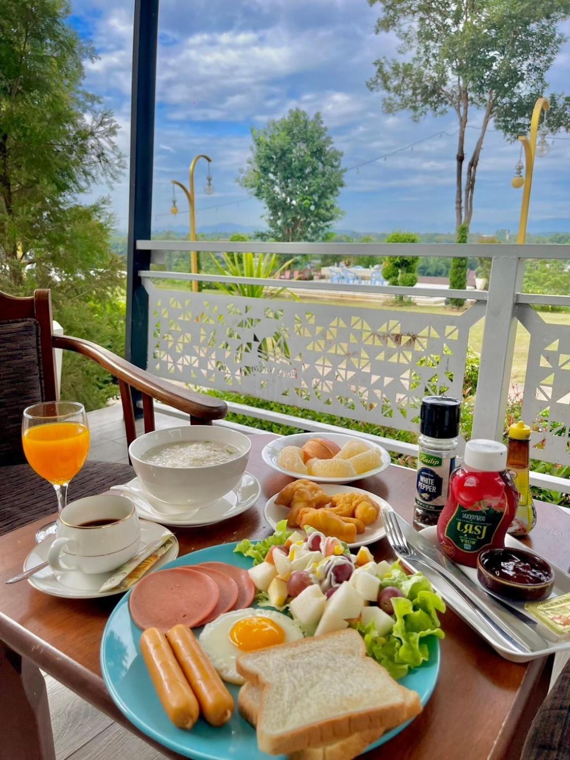 River Valley Resort แอทน่าน Εξωτερικό φωτογραφία