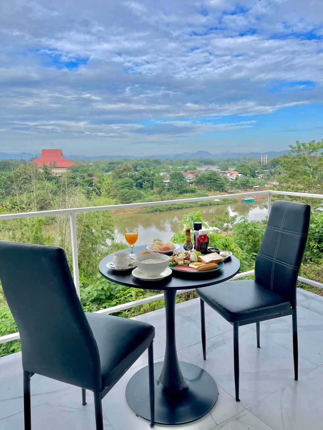 River Valley Resort แอทน่าน Εξωτερικό φωτογραφία