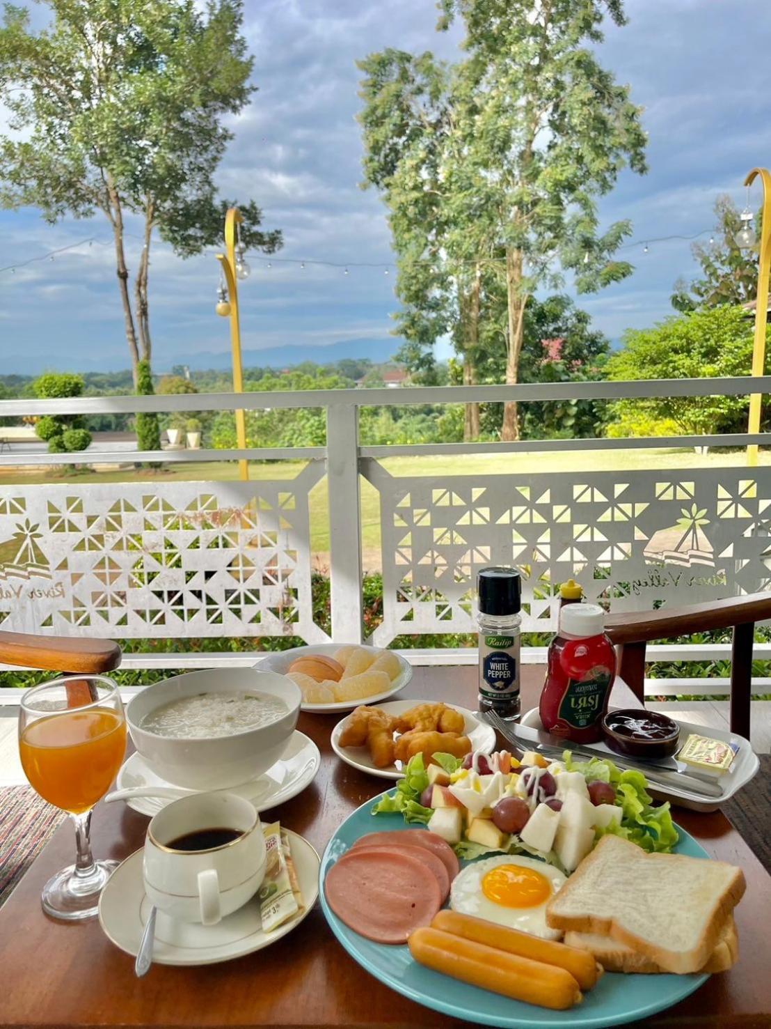 River Valley Resort แอทน่าน Εξωτερικό φωτογραφία